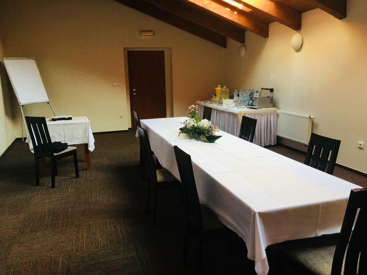 Hotel Posta Sobotka Eksteriør billede